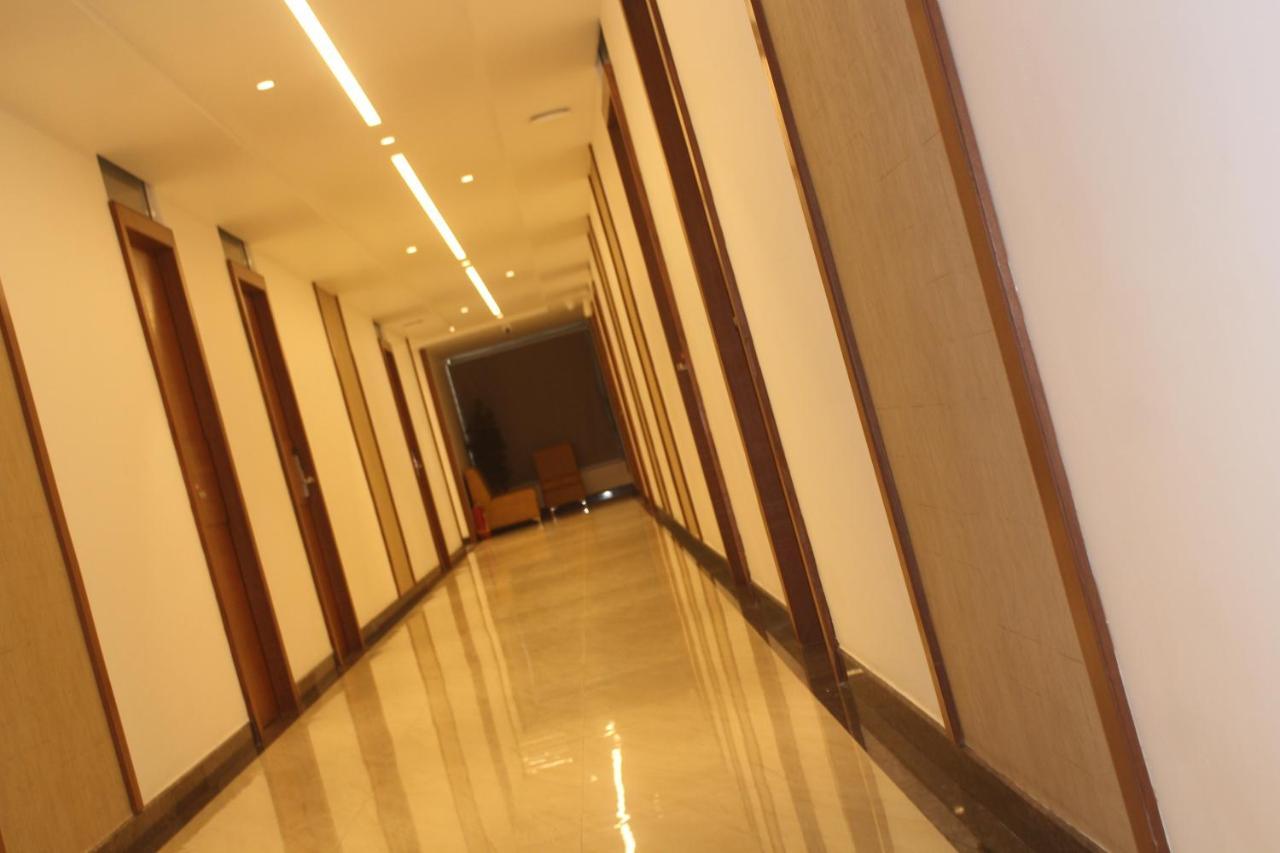 The Urban Hive Hotel ベルガウム エクステリア 写真